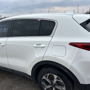 KIA SPORTAGE - 6