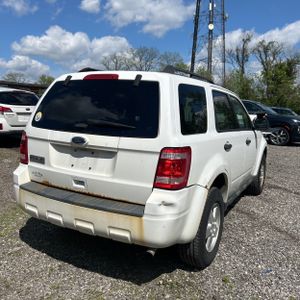 FORD ESCAPE XLT - 8