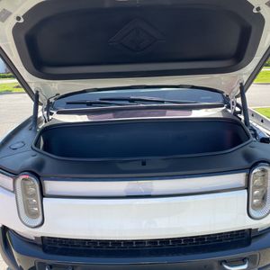 2022 Rivian R1T LAUNCH EDITION — миниатюра 45