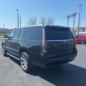 CADILLAC ESCALADE ESV LUXURY - 5
