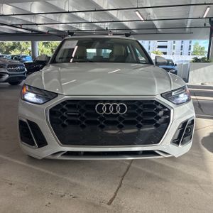 صورة 14 لـ 2021 AUDI Q5 PREMIUM
