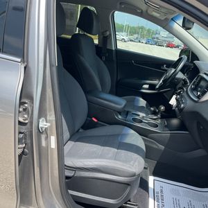2017 KIA SORENTO LX thumbnail 32