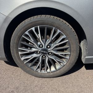 2023 KIA FORTE GT-LINE — миниатюра 17