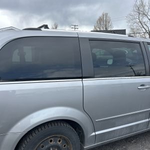 DODGE GRAND CARAVAN SXT - 9