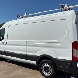 FORD TRANSIT 150 - 6