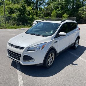 FORD ESCAPE SE - 1