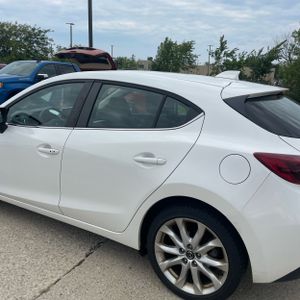 صورة 6 لـ 2015 Mazda MAZDA3 S GRAND TOURING