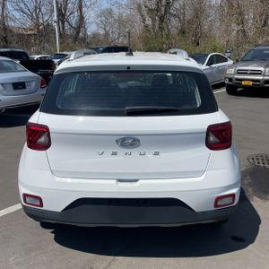 HYUNDAI VENUE SEL - 7