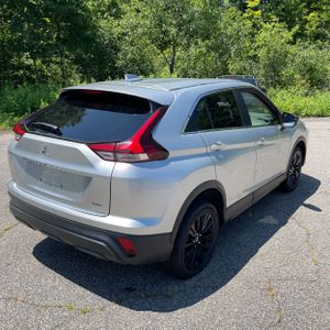2023 Mitsubishi ECLIPSE CROSS LE photo 8