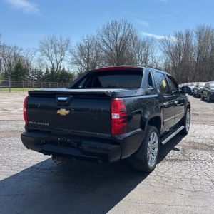 CHEVROLET AVALANCHE LTZ BLACK DIAMOND - 8