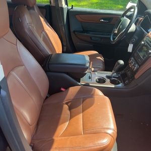 2016 Chevrolet TRAVERSE LT — миниатюра 32