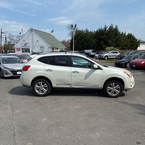 NISSAN ROGUE SV - 10