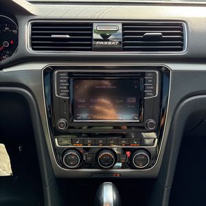 2018 Volkswagen PASSAT 2.0T R-LINE — миниатюра 36