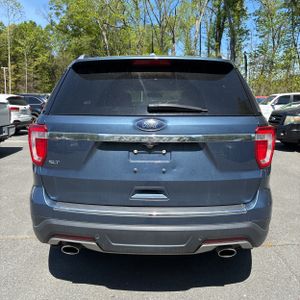 FORD EXPLORER XLT - 6