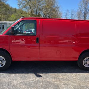 CHEVROLET EXPRESS - 4