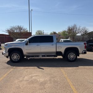 CHEVROLET SILVERADO - 3