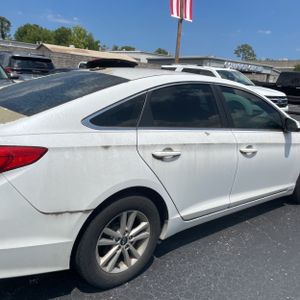 HYUNDAI SONATA SE - 8