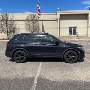 VOLKSWAGEN TIGUAN SE R-LINE BLACK 4MOTION - 10