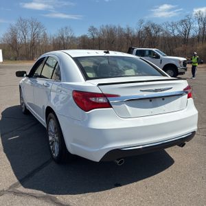 CHRYSLER 200 LIMITED - 5