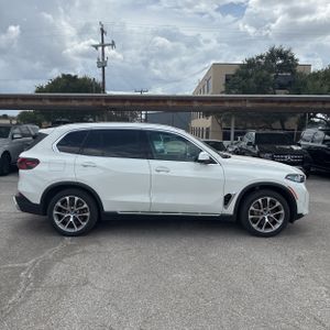 صورة 10 لـ 2025 BMW X5 PHEV XDRIVE50E