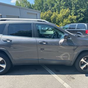 2019 JEEP CHEROKEE LIMITED — миниатюра 11