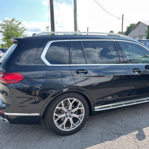 صورة 9 لـ 2020 BMW X7 XDRIVE40I