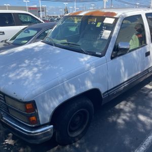 CHEVROLET SILVERADO - 1