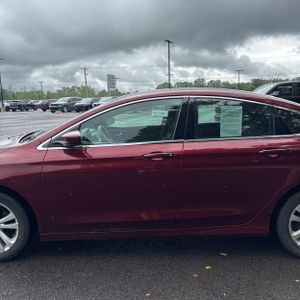 2016 Chrysler 200 LIMITED — фото 4
