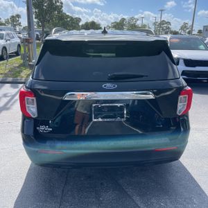 FORD EXPLORER XLT - 7