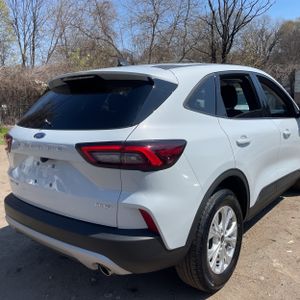 FORD ESCAPE ACTIVE - 8