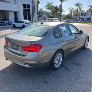 BMW 3 SERIES 320I - 8