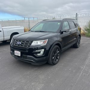 FORD EXPLORER XLT - 1