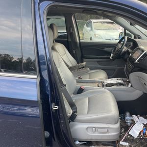 2017 Honda PILOT TOURING 照片 34