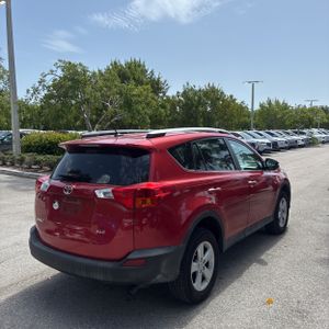 2013 Toyota RAV4 XLE — фото 8