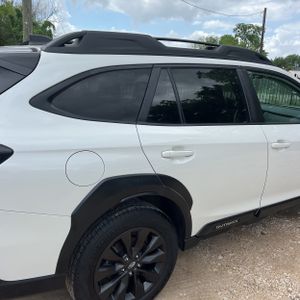 SUBARU OUTBACK ONYX EDITION - 9