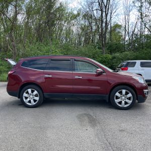 CHEVROLET TRAVERSE LT - 10