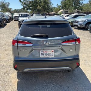 2022 Toyota COROLLA CROSS LE photo 7