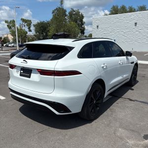 صورة 8 لـ 2024 Jaguar F-PACE P250 R-DYNAMIC S