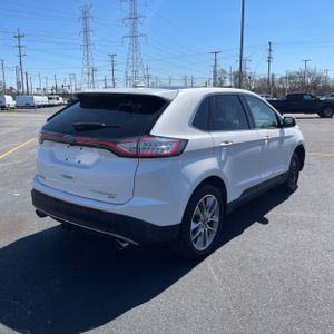 FORD EDGE TITANIUM - 8