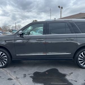 LINCOLN NAVIGATOR L BLACK LABEL - 4