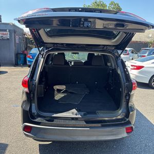 2018 Toyota HIGHLANDER LE thumbnail 42