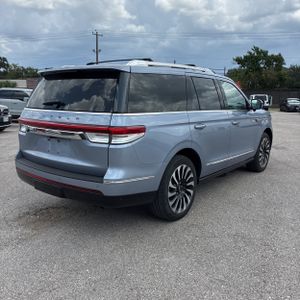 2024 Lincoln NAVIGATOR BLACK LABEL 照片 8