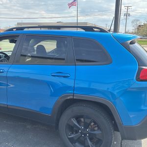 JEEP CHEROKEE LIMITED - 6