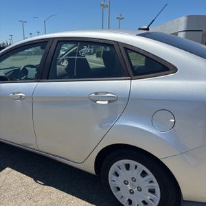 صورة 6 لـ 2015 FORD FIESTA S