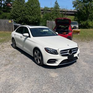 صورة مصغرة 12 لـ 2017 Mercedes-BENZ E-CLASS