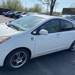 TOYOTA PRIUS - 2