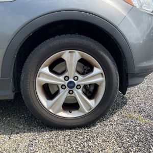 صورة مصغرة 20 لـ 2014 FORD ESCAPE SE