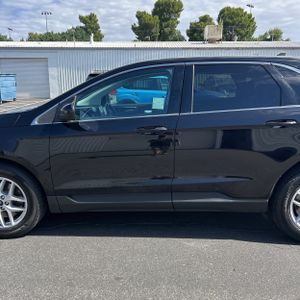 FORD EDGE SEL - 4