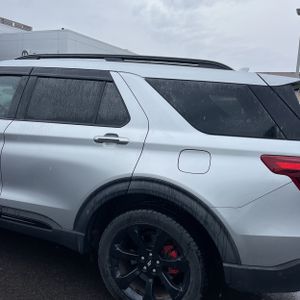 FORD EXPLORER ST - 6