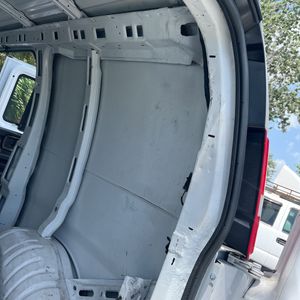 صورة مصغرة 44 لـ 2021 Chevrolet EXPRESS 2500
